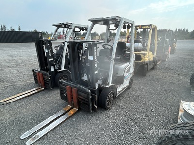 2014 Nissan MCP1F2A20LV 4000 lb Cushion Tire Carretilla Elevadora