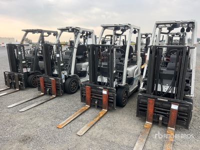 2014 Nissan CF40LP 4000 lb Cushion Tire Forklift