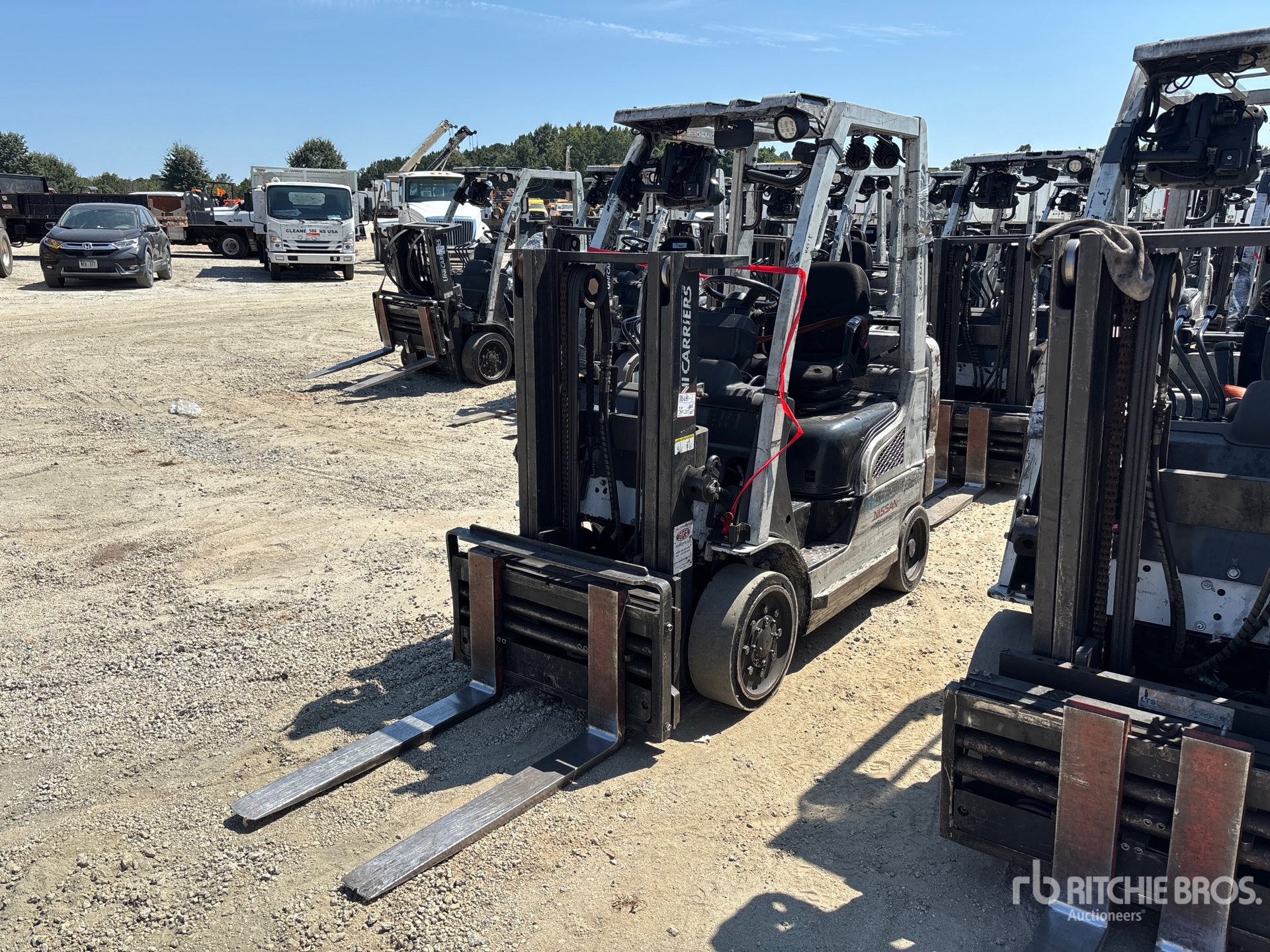 2014 Nissan CF40LP 4000 lb Cushion Tire Heftruck
