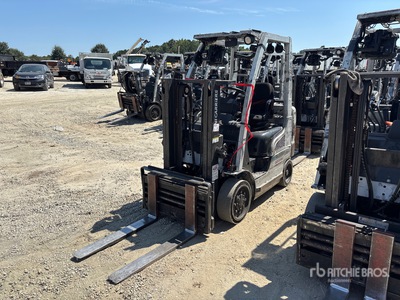 2014 Nissan CF40LP 4000 lb Cushion Tire Montacargas