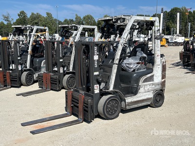 2014 Nissan CF40LP 4000 lb Pneumatic Tire Heftruck