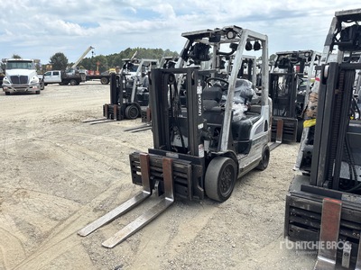 2014 Nissan CF40LP 4000 lb Cushion Tire Heftruck