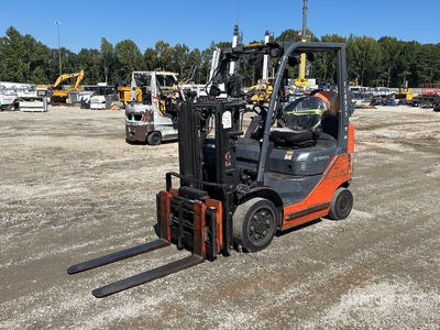 2014 Toyota 8FGCU20 4000 lb Pneumatic Tire フォークリフト