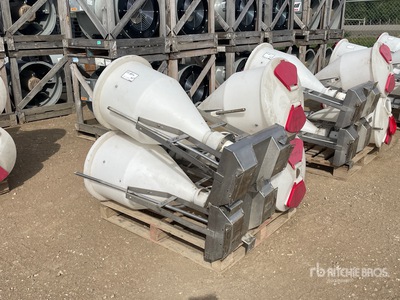 Quantity of (4) Grand Manufacturing Livestock Feeder