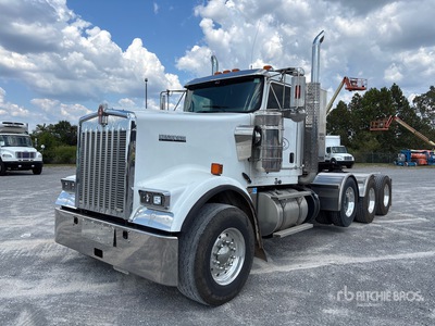 2020 Kenworth W900 8x4 Tri/A Day Cab Truck Tractor