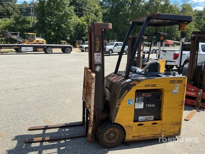 2019 Yale ESC040 3750 lb Electric Forklift