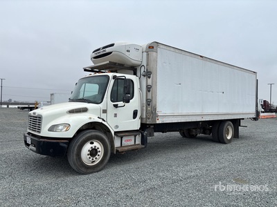 2013 Freightliner M2 106 4x2 Ciężarówka chłodnia