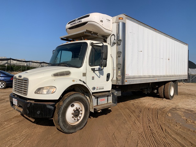 2013 Freightliner M2106 4x2 Refrigerated Truck 2013 Freightliner M2106 4x2 Refrigerated Truck
