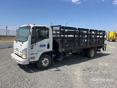 2011 Isuzu NRR 4x2 Camión Caja Abierta