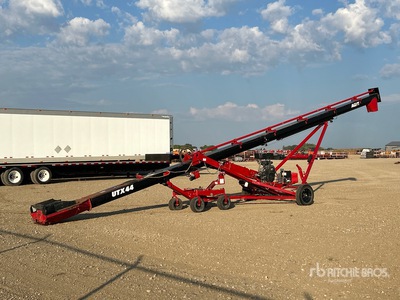 2020 AGI UTX-44 12 in x 44 ft Grain Auger