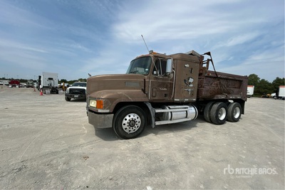 1996 Mack CH613 6x4 Sleeper Wywrotka T/A