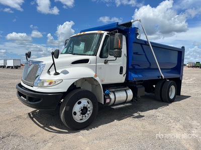 2018 International 4300SBA 4x2 S/A Dump Truck