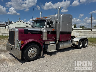 2001 Peterbilt 379 6x4 Sleeper Prime Mover