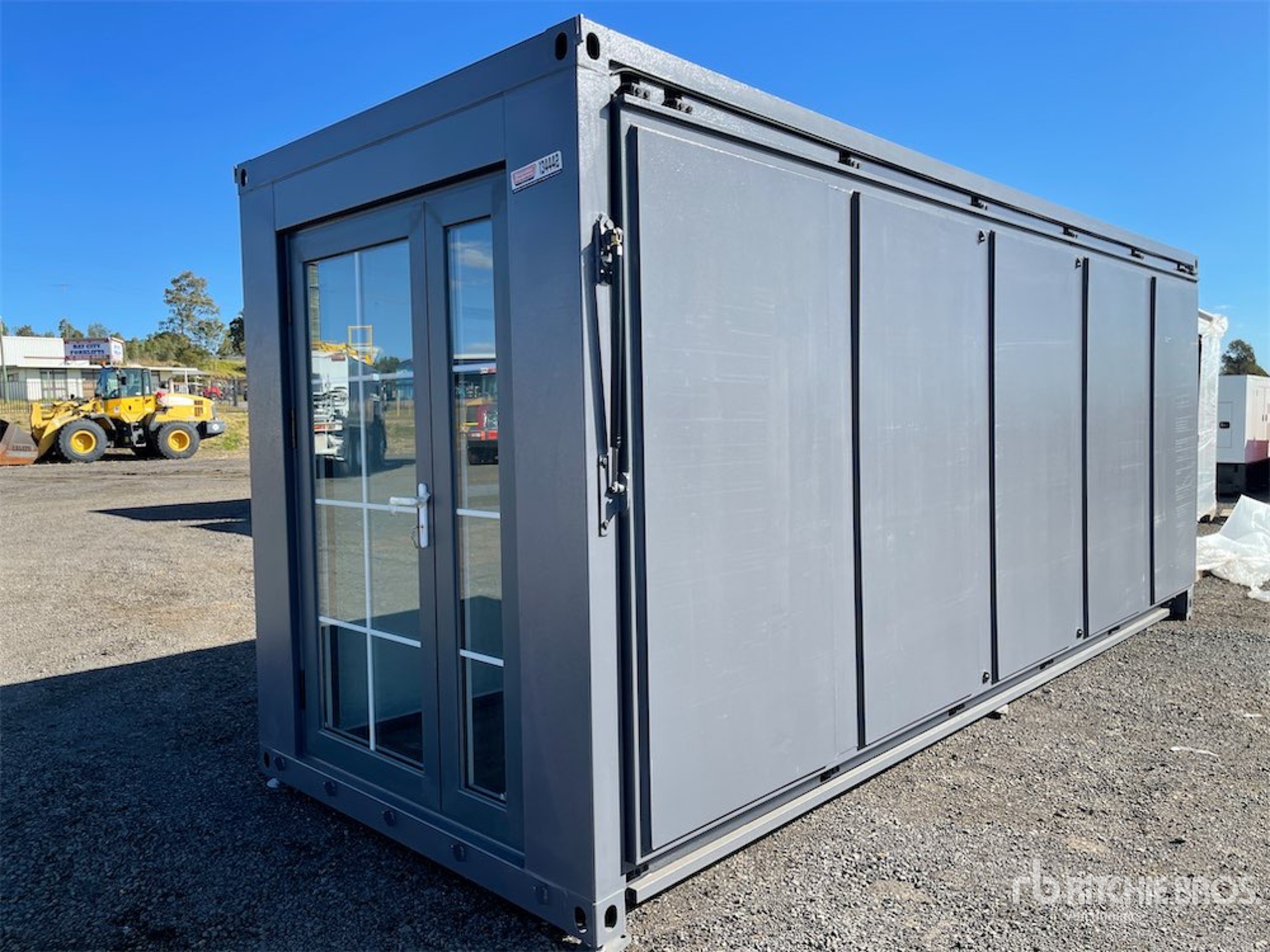 EXEQ L0206 19 ft x 20 ft Portable Expandable House (Unused)