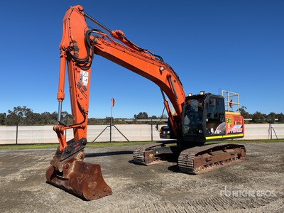 2019 Hitachi ZH210LC-5B Hybrid Excavatrice sur chenilles