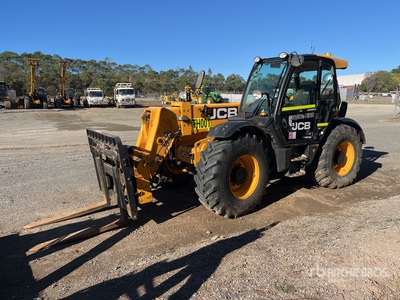 2019 JCB 560-80 Telehandler