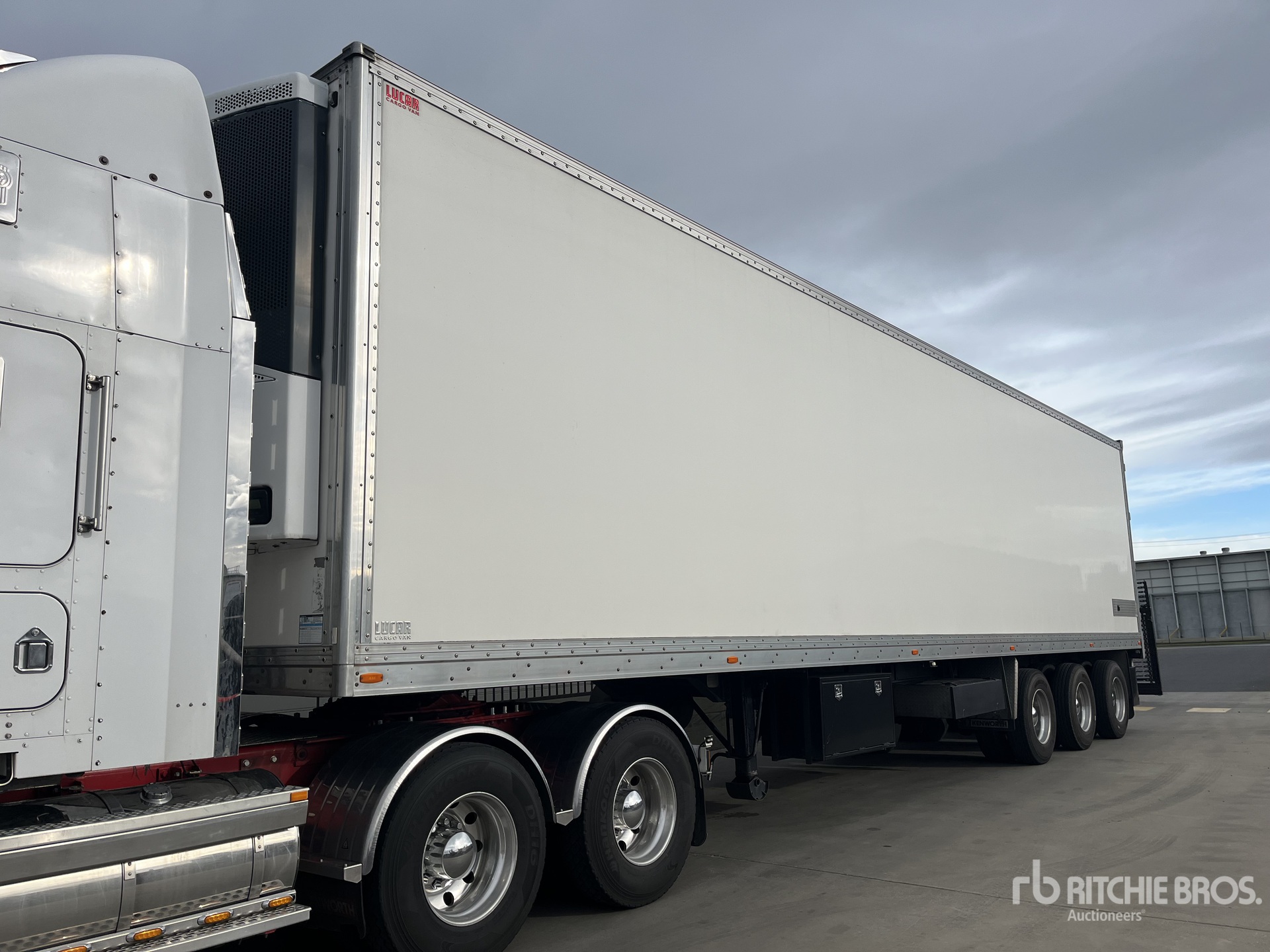 2014 Lucar Refrigerated Trailer