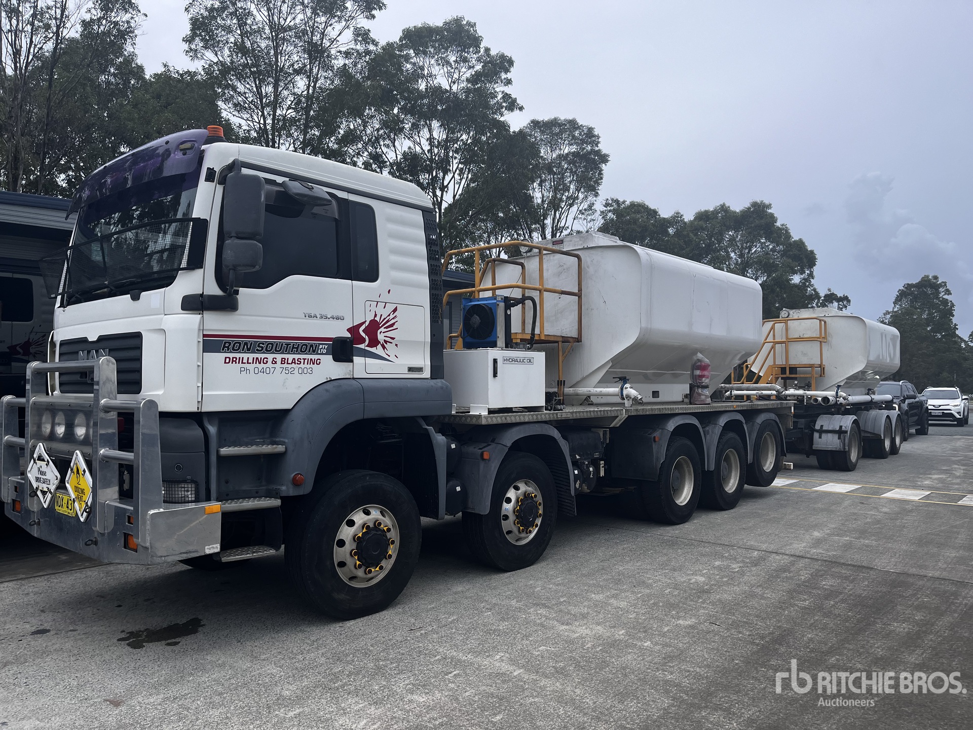 2007 MAN TGA 35.480 10x8 Twin-Steer Explosives Emulsion Truck