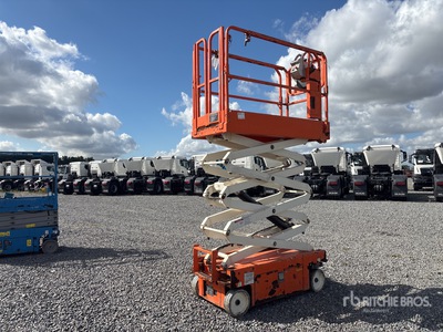 2016 Snorkel S3219E Electric Scissor Lift