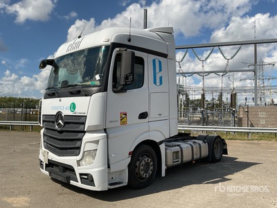 2016 Mercedes-Benz 1842 4x2 Cabeza Tractora Cabina Dormitorio