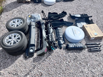 Quantity of Spare Parts Parti varie (Unused) - Fits Jeep Wrangler