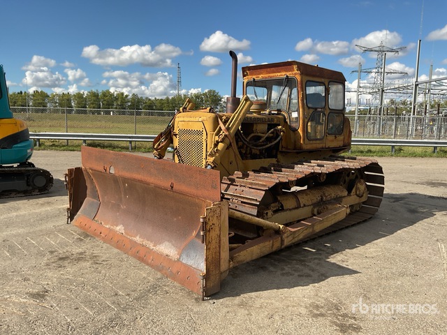 Cat D4D Crawler Dozer | Ritchie Bros. Auctioneers