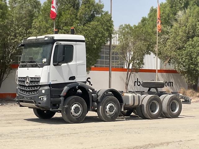2024 Mercedes-Benz Arocs 4240 8x4 Twin-Steer Cab & Chassis (Unused)