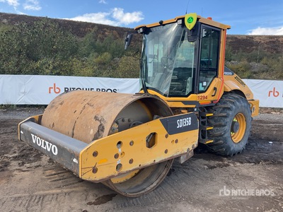 2021 Volvo SD135B Compacteur à tambour lisse