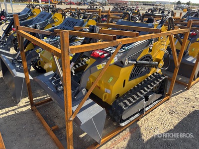 2025 STARVOX SV-480 Mini Compact Track Loader (Unused)