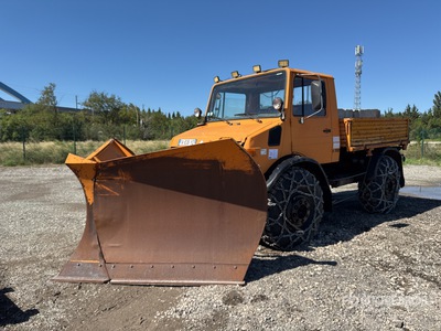 1982 Unimog 425C 4x4 Camion De Service Camion de servicios