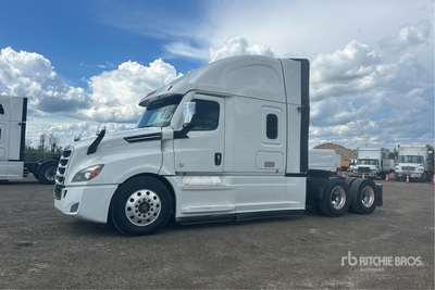 2022 Freightliner Cascadia 126 6x4 T/A Sleeper Truck Tractor