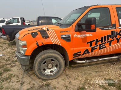 2008 Ford F-350 4x4 Crew Cab Service Truck (Inoperable)
