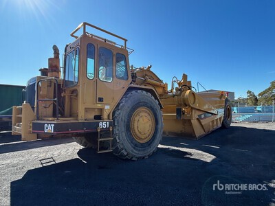 Cat 651B Vagón transportador de agua
