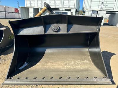EXEQ 1850 mm Q/C Hydraulic Tilting Excavator Bucket - Fits 18 - 25 Ton (Unused)