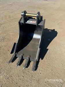 EXEQ 600 mm Q/C Digging Excavator Bucket - Fits 10 - 17 Ton (Unused)