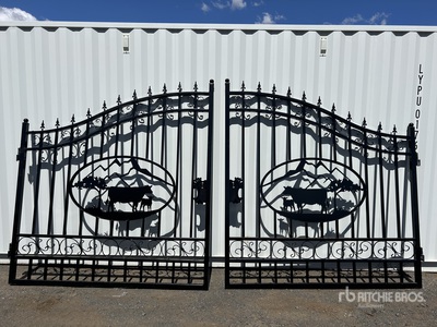EXEQ 7 ft Wrought Iron Bi-Parting Livestock Gate (Unused)