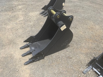 EXEQ 450 mm Q/C Digging Excavator Bucket - Fits 5 Ton (Unused)