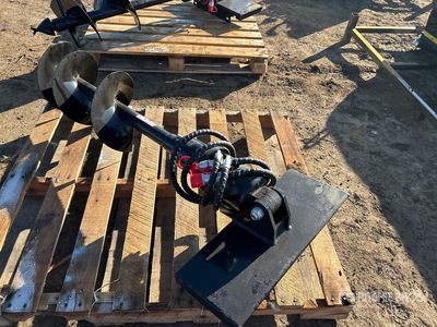 GIYI 12 in Mini Skid Steer Auger (Unused)