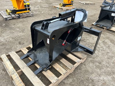 GIYI 20 in Skid Steer Stump Bucket (Unused)