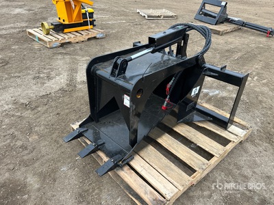 GIYI 20 in Skid Steer Stump Bucket (Unused)