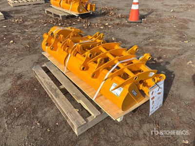 Quantity of (8) 2025 GIYI Cat 301 VCA-8 Mini Excavator Attachments (Unused)