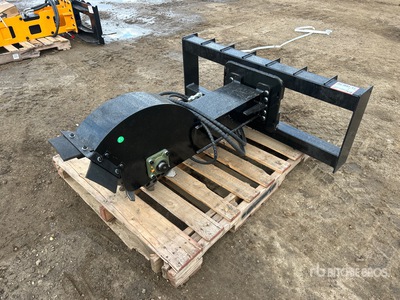GIYI 16 in Skid Steer Stump Grinder (Unused)