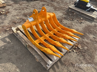 2025 GIYI 32 in Excavator Rake - Fits Cat 305 (Unused)