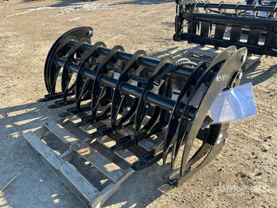 GIYI GYCLG72C 72 in Skid Steer Grapple (Unused)