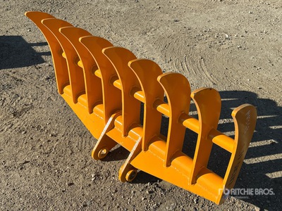 GIYI 44 in مشط الحفارة - Fits Cat 305 (Unused)