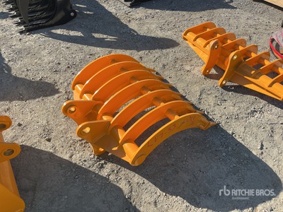 2025 GIYI 32 in Fit to cat 305 teeth Excavator Rake (Unused)