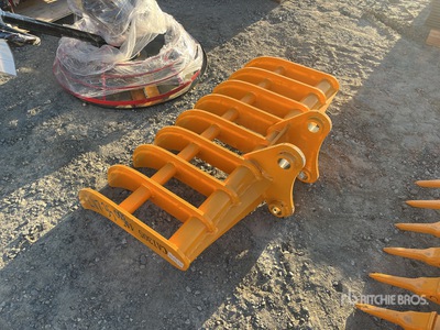 2025 GIYI 44 in مشط الحفارة - Fits CAT 305 (Unused)