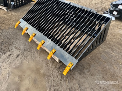 GIYI 66 in Skeleton Skid Steer Bucket (Unused)