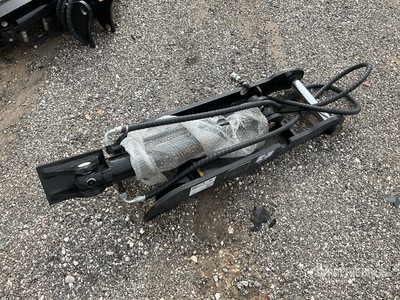 2025 GIYI GY-XJ5T CAT Hydraulic Excavator Thumb (Unused)