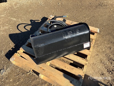 2025 GIYI GY-D3T 33 in Tilting Excavator Bucket (Unused)